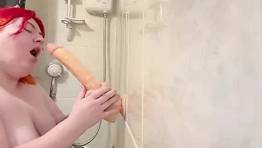 BBW dreckiger spaß mit dildo