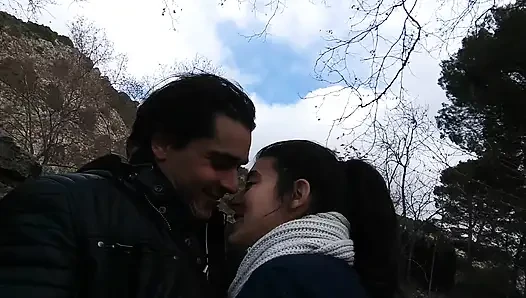 SOKAKTA HALKA AÇıK PARKTA RISKLI ORAL SEKS