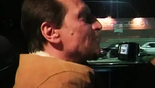 Versaute Taxifahrt bei Nacht