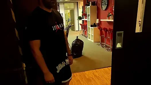 Beim ficken mit dem anderen erwischt! Was macht er jetzt mit mir ?!
