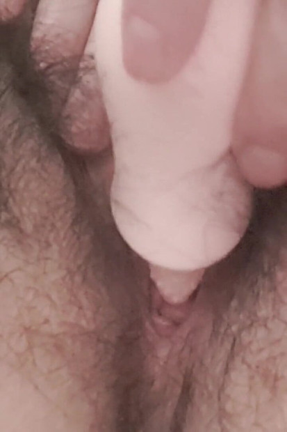 Putting Dildo Tongue in the Hole