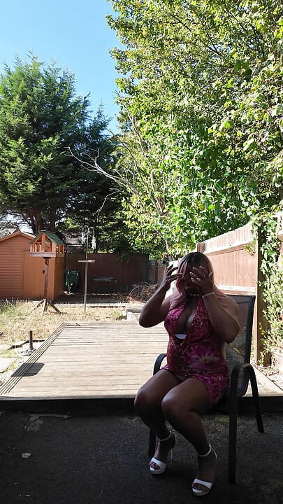 Sexy Crossdresser kellycd2022 in my summer dress and heels