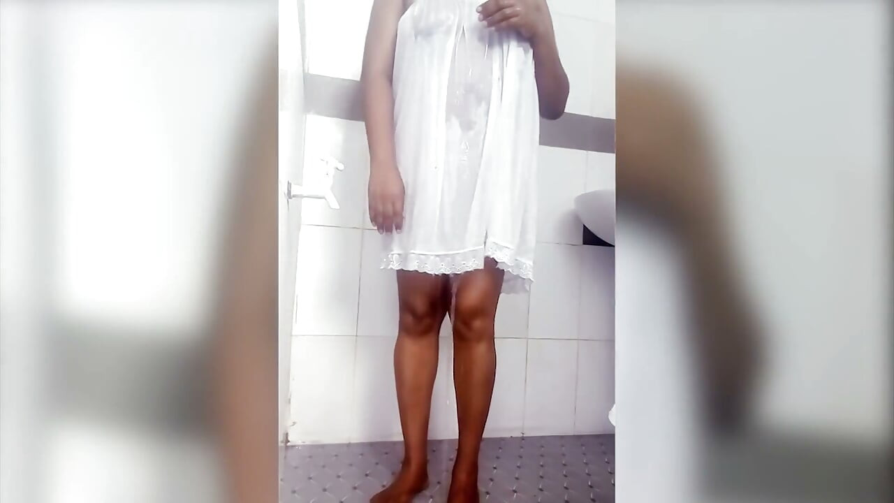 Sri Lankan Sexy Bath with Under Skirt