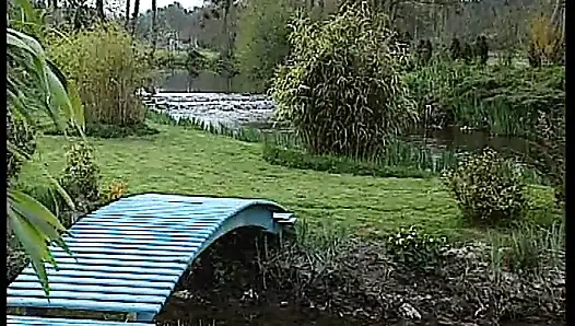 Горячая Горничная Сосет Член В Страстном Оральном Безумии