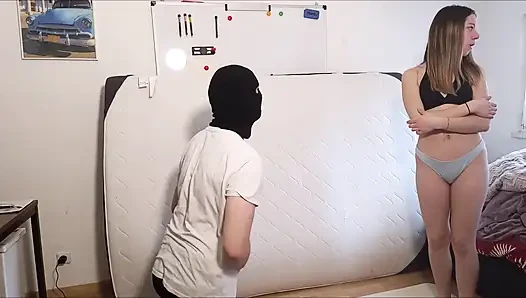 Уничтожение яиц в бикини