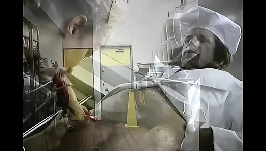 Eine wunderschöne Schlampe, die vom Koch gefickt wurde