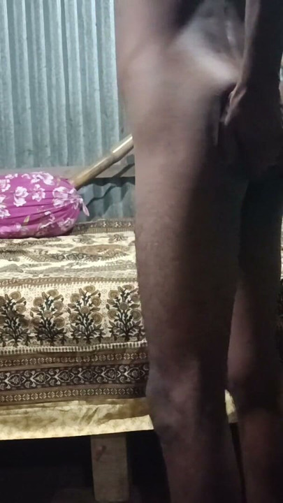Desi young mature uncle.injoy at night masterbating video | Clip 1