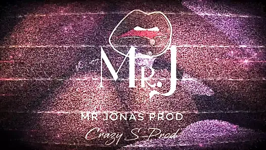 Nyx and MrJ... under a red light