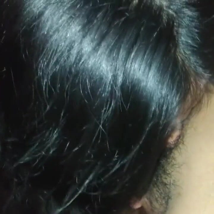 Gozada interna na bunda dela para uma jovem puta, eu não deixei ele penetrar minha bunda