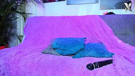 My Hairy Pussy Crushing Her Tongue to Orgasm - Hairy Pussy Worship
