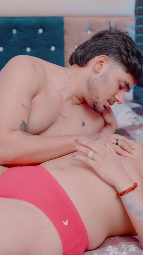 indian beautiful girl ne flat sale krne k liye ki apni pussy sale hindi audio | Clip 1