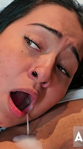 Pengembaraan dubur dan banyak lagi dengan ibu tiri saya yang bengkung | Klip 3