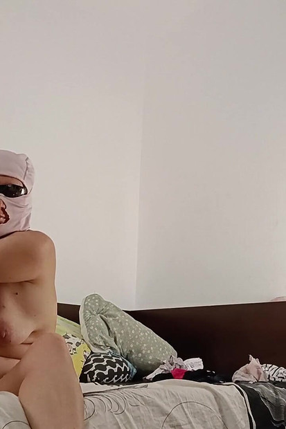 Sexy Wife Workout at Home Naked. Amateur Wife Masturbates with Her Fingers in Her Pussy.