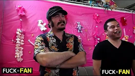 Toket raksasa Carlos Rams Siri dientot samantha!