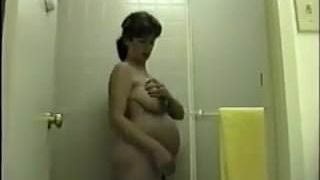 Pregnant auntie got caught naked in the shower