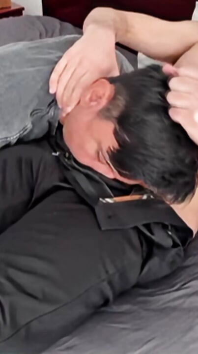 Deepthroat Massage: Βαθιά απόλαυση