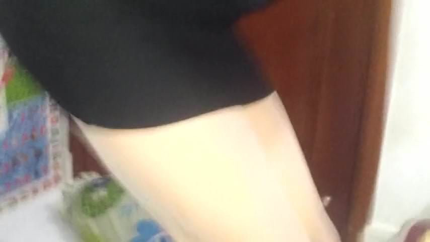 my legs show