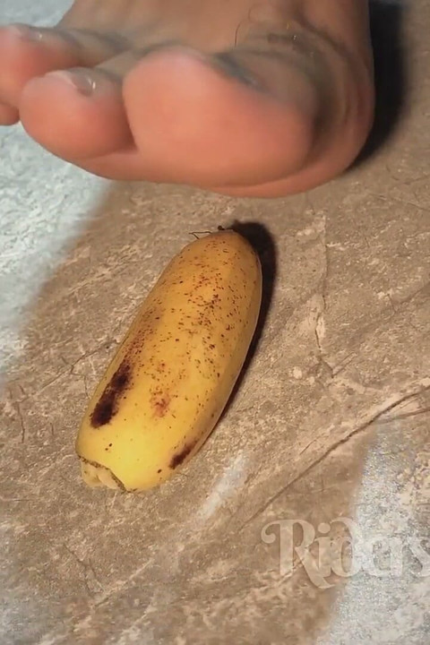 Hairy Feet and Banana Smash
