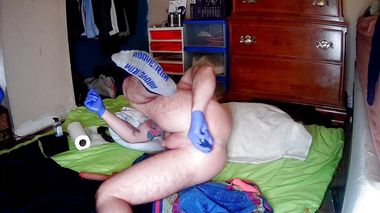 Abriendo mi agujero de hombre cremoso