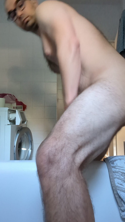 In the bathroom | Clip 1