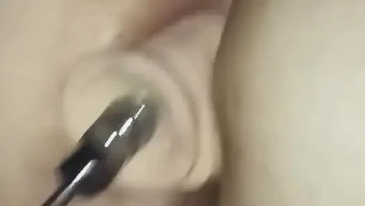 7 inçlik bir yarağın tadını çıkarıyor