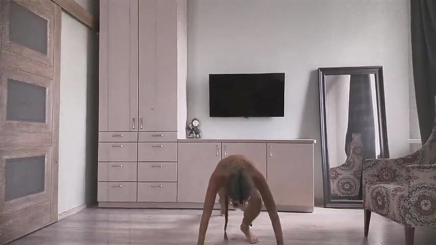 Burpees de compagnie à l’échec. Aboyer. Puant. Pause