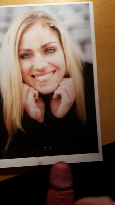Angelique Kerber cumtribute