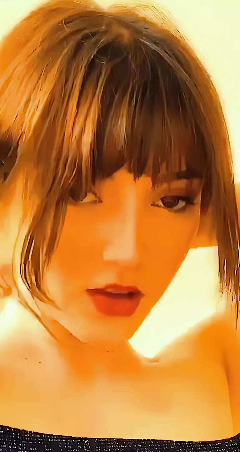 Seksi otaku želi da se zabavlja sa tobom