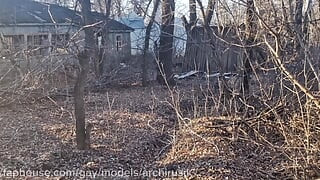 Fick einen femboy mit großen schwänzen auf einer kreuzfahrt in einem verlassenen königreich! Komm in den arsch ohne kondome! Große schwänze!