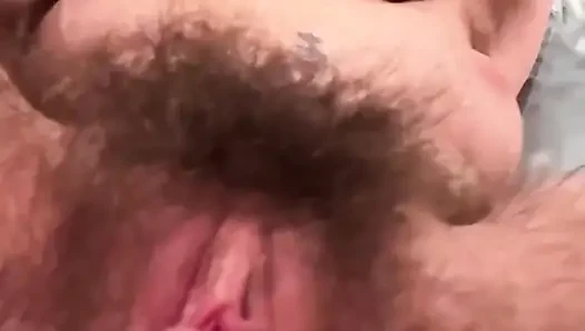Lick My Hairy Pussy Clean