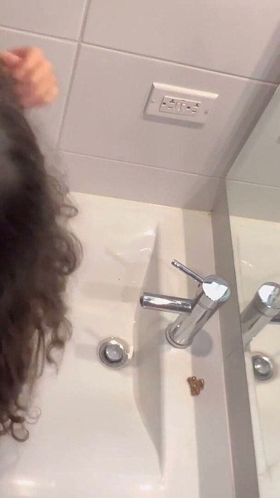 My friend encourages me by giving me her long fingers in my wet vagina | Clip 1