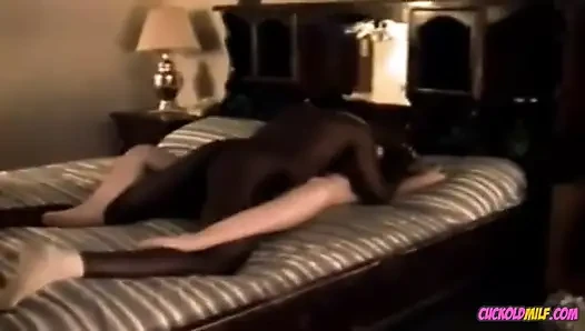 Cuckold MILF in Vintage Video From 2000s