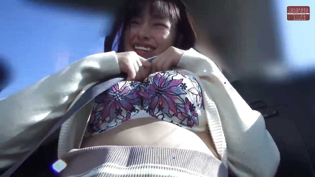 Rika Tsubaki va en una cita salvaje de viaje con un chico pervertido - ep1