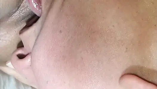 Carlita and Raquel the return of licked pussies