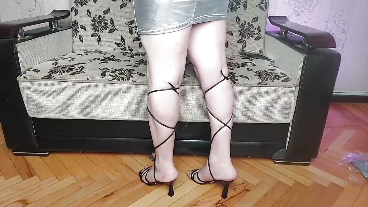 Gyönyörű femboy modell cosplayer pornószínész