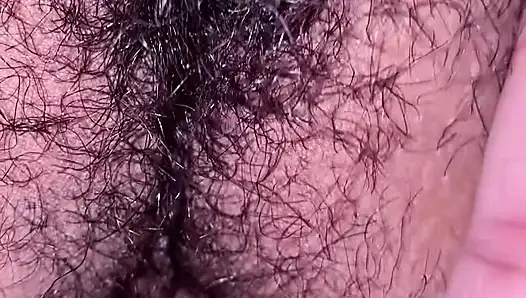 Fingering dan seks anal pertama kali di malam hari di ranjang