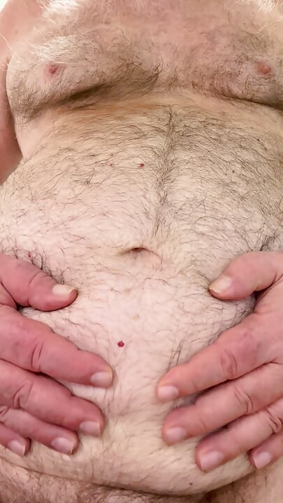 Coach Karl Rubs His Belly For You 6940