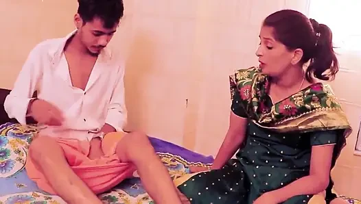 18 Year Old Indian Tasting and Fucking Mature Desi Bhabhi
