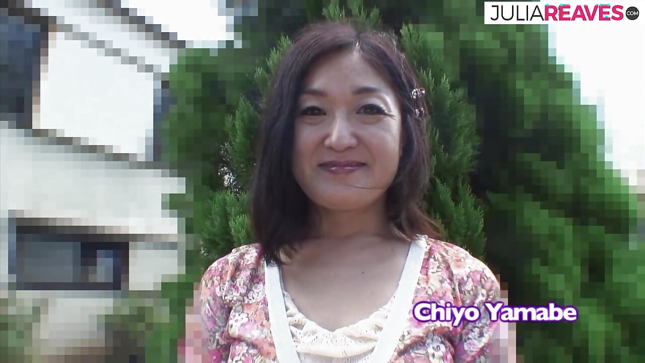 Slut gets a vibrator in her clit then rides a huge cock