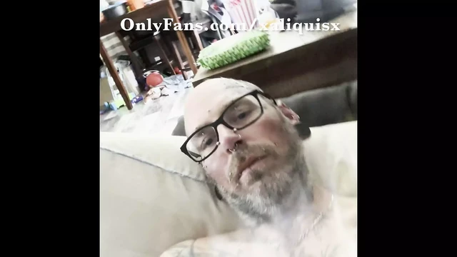 Cum Eating