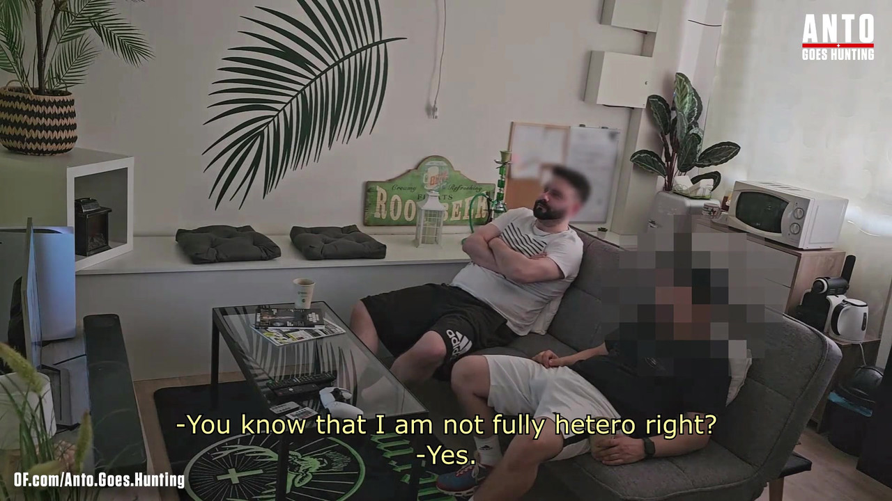 我的直男朋友“chris”（他以前发现我在撸管）上一次问我，并给我惊喜