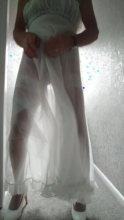 I love this sexy nightdress