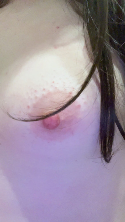 สัมผัสนมแก้ผ้าของกู