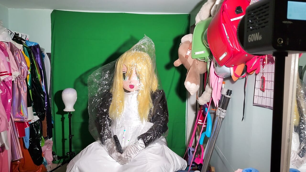 Kigurumi meid diverse ademspelspelletjes met tassen