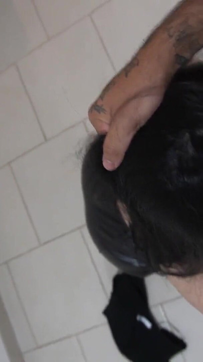 She came to collect the rent and left caught and without money | Clip 2
