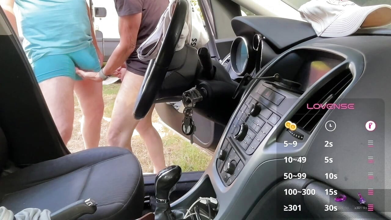 Další letní dobrodružství v autě