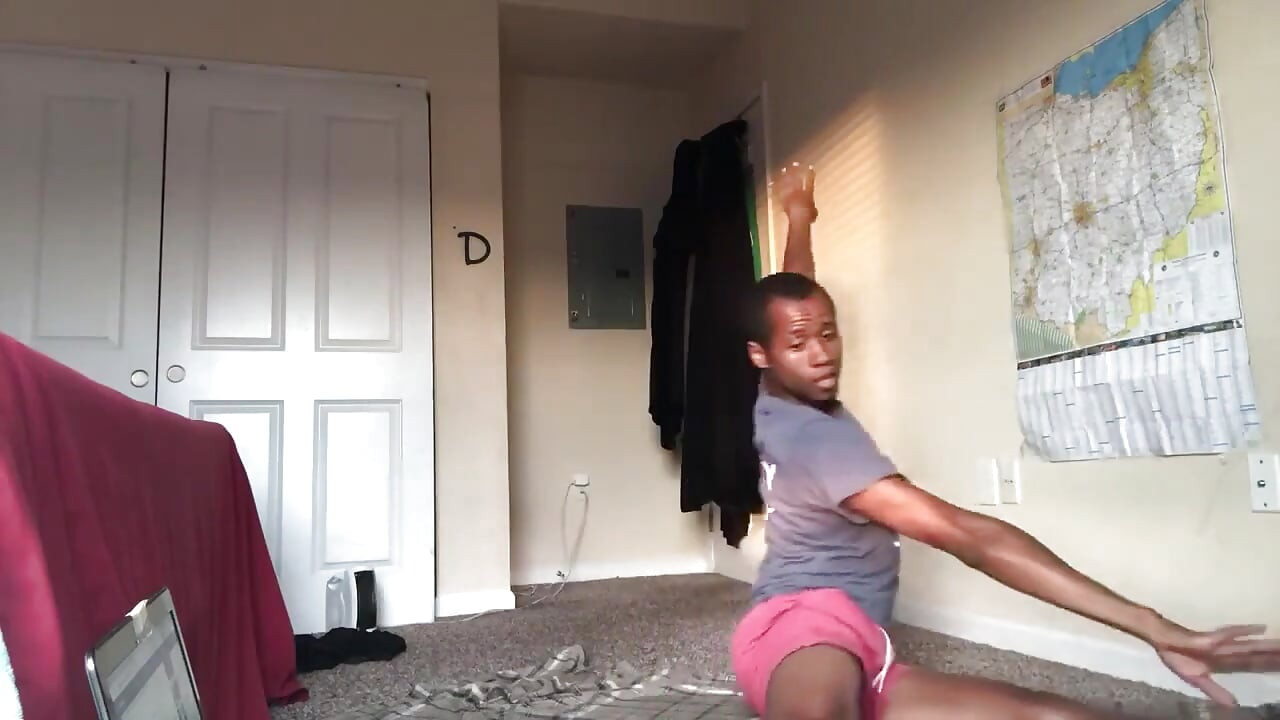 Edm, เทศกาล, ผู้ชาย, เต้นและบรรยากาศฤดูร้อนกัญชา?