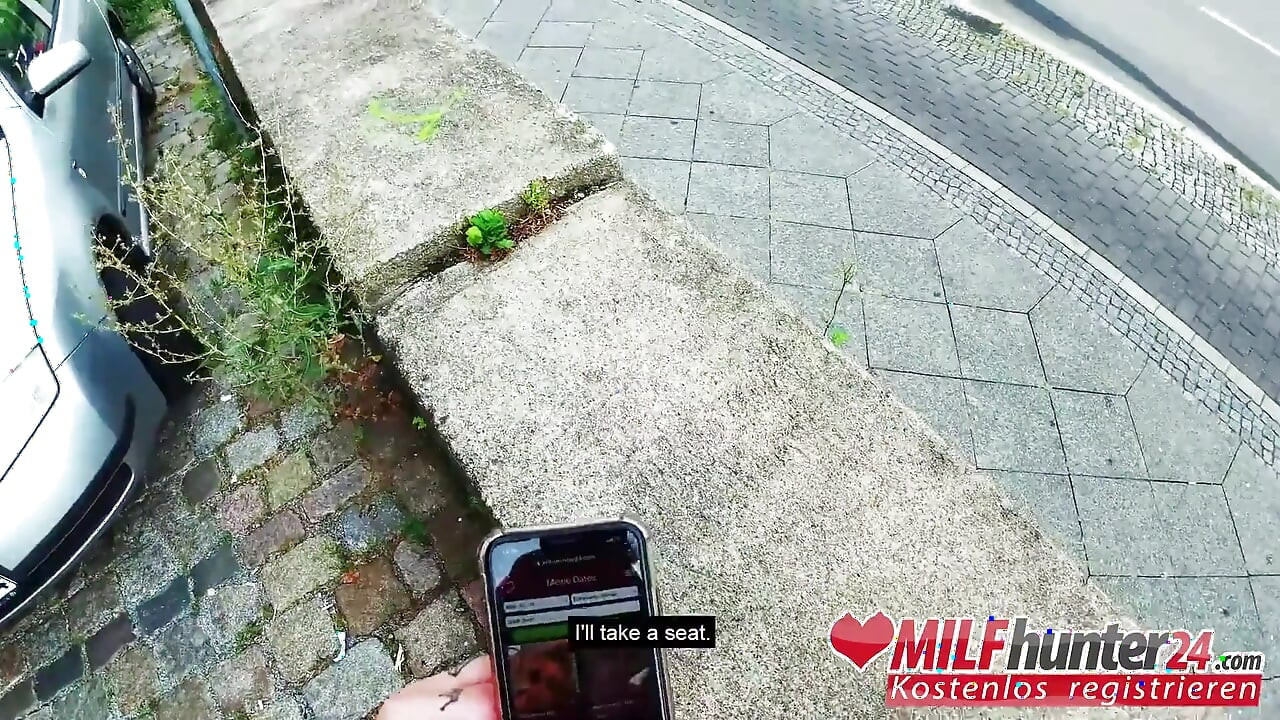 Milf łowca wali Mia Cios ostro i orzechy w jej chciwych ustach!
