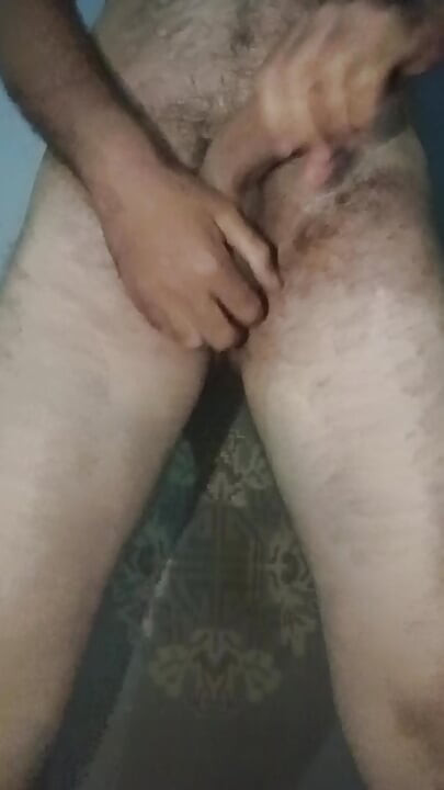 Authentic cock masturbates