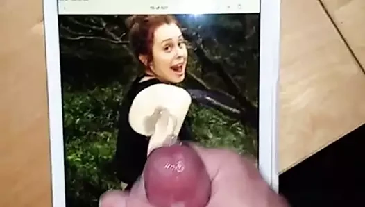 Heather barbekü yapıyor